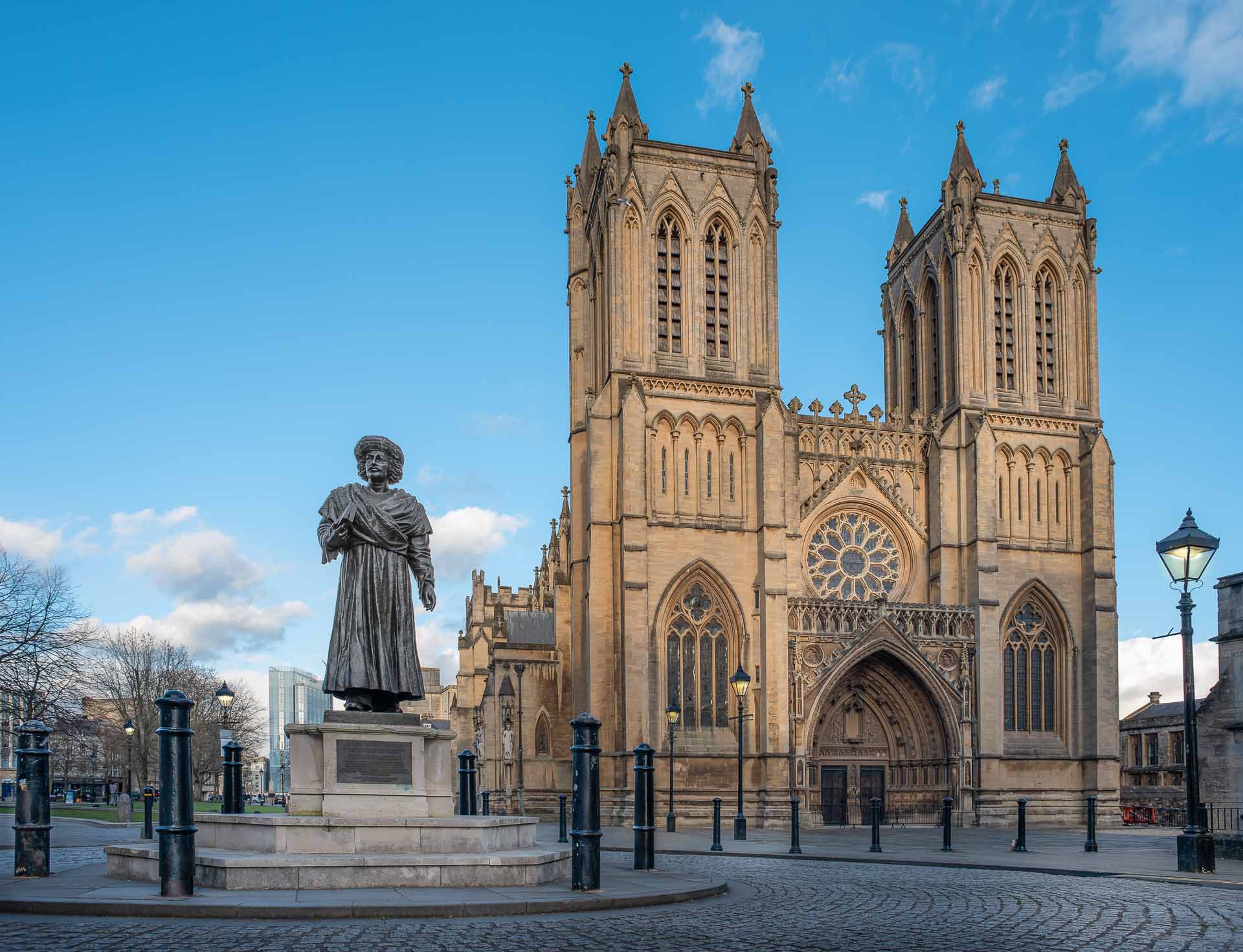 Kathedrale von Bristol in der Nähe von PREMIER SUITES Bristol