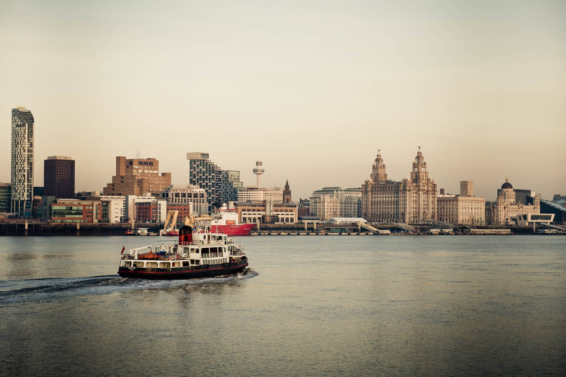 Mersey Fähren über Liverpool