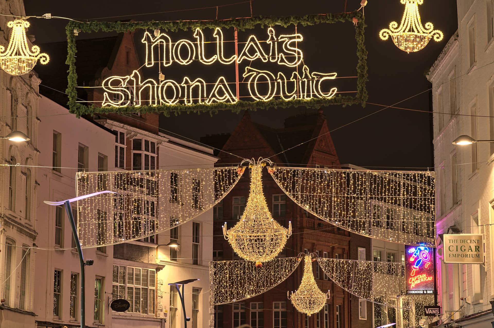 Weihnachtsbeleuchtung auf Irisch in Dublin