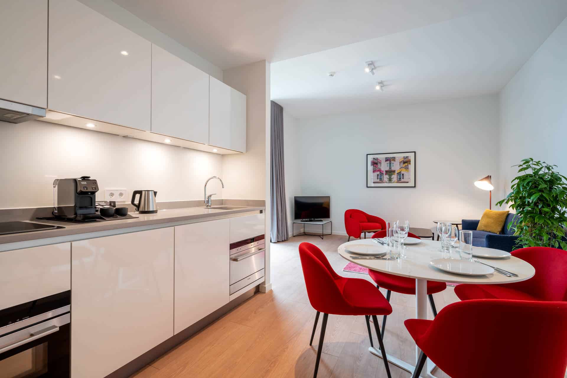 Amsterdam Superior One Bedroom Apartment avec cuisine et table à manger pour le dîner