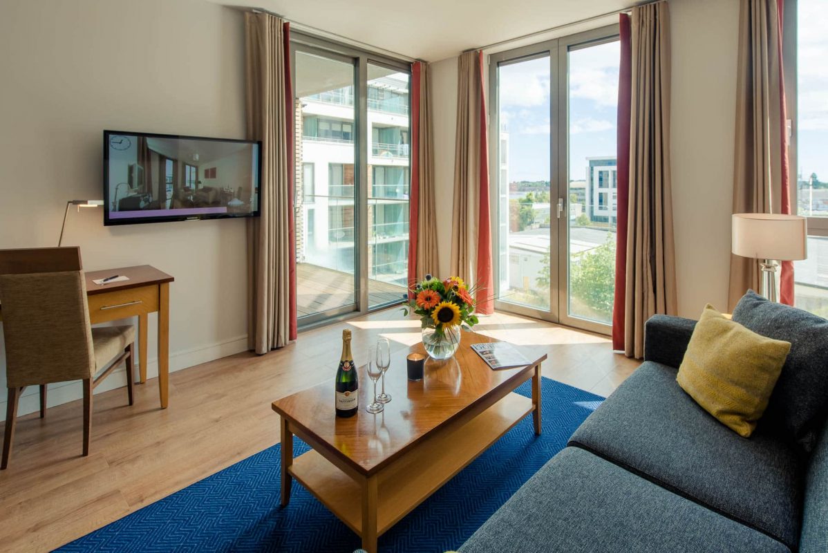 PREMIER SUITES Dublin Sandyford (living room and view)