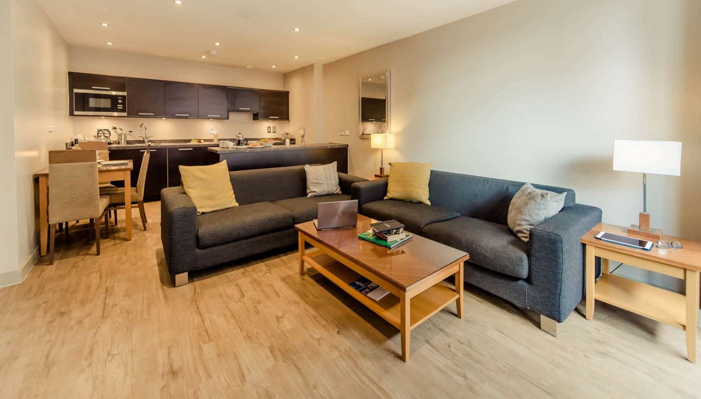 PREMIER SUITES Manchester two bedroom living and kitchen area